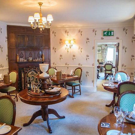 Riverside House Hotel Ашбърн Екстериор снимка