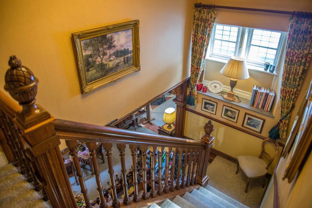 Riverside House Hotel Ашбърн Екстериор снимка