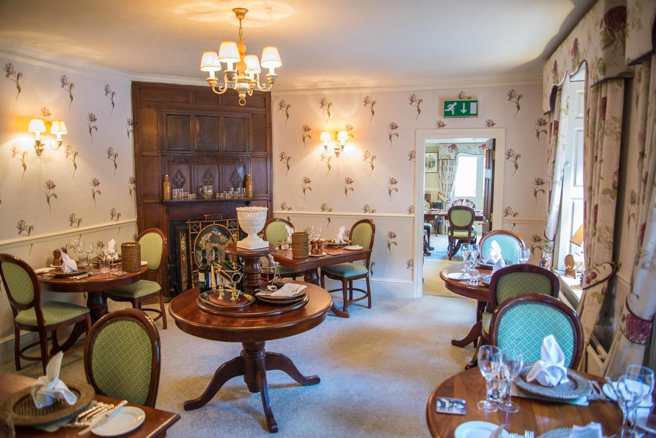 Riverside House Hotel Ашбърн Екстериор снимка